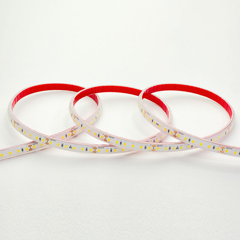 Iluminare flexibilă cu bandă LED